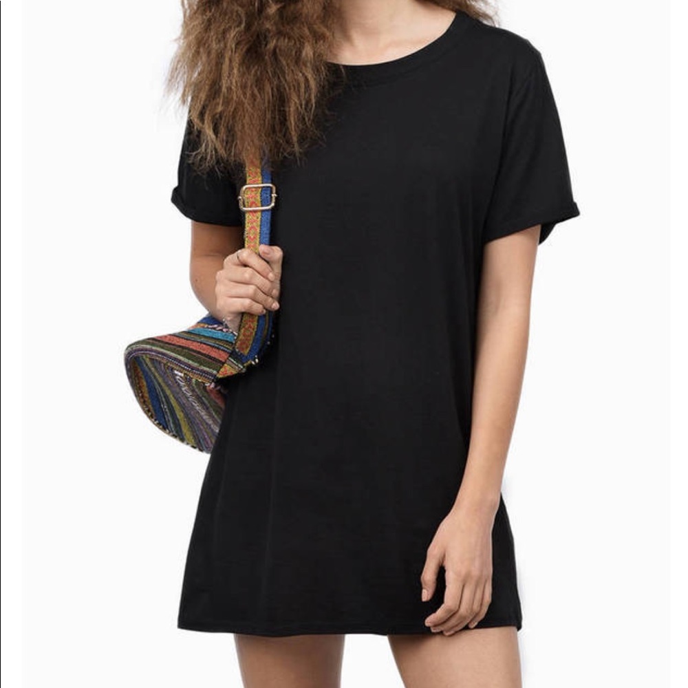 Tobi Shirt Dress / Little Black Dress